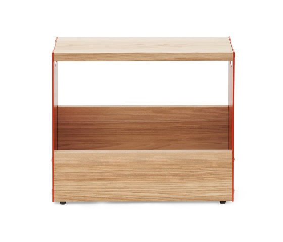 Anna | Stool and side table - RAL 2001 red orange | Mesas auxiliares | Magazin®