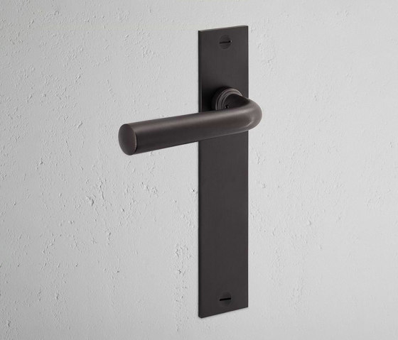 Manilla para puertas Apsley con placa larga (fija) | Manillas | Corston Architectural Detail