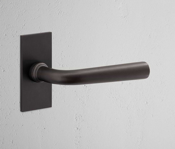 Manilla para puertas Apsley con placa corta (fija) | Manillas | Corston Architectural Detail