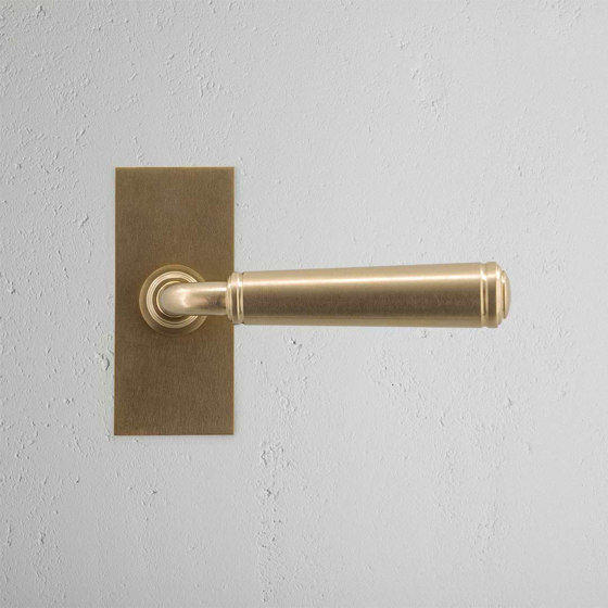 Digby Short Plate Fixed Door Handle | Lever handles | Corston Architectural Detail