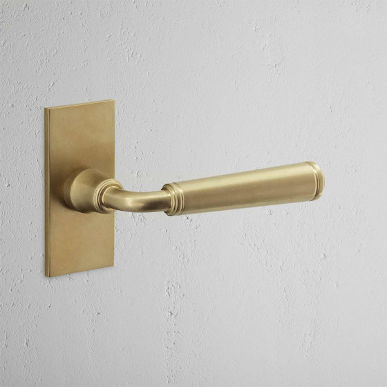 Digby Short Plate Fixed Door Handle | Lever handles | Corston Architectural Detail