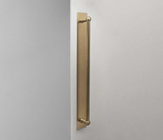 Harper Single Pull Handle with Plate 500mm | Pull handles | Corston Architectural Detail