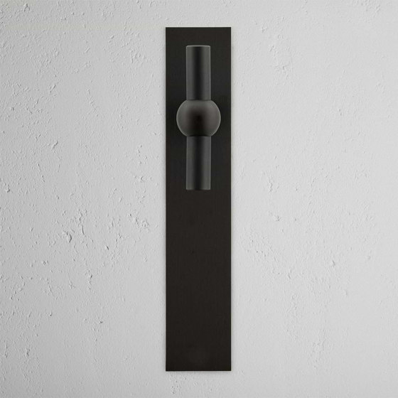 Manilla para puertas Harper T con placa larga (con muelle) | Pomos | Corston Architectural Detail