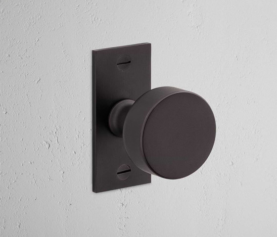 Onslow Short Plate Sprung Door Knob | Knob handles | Corston Architectural Detail