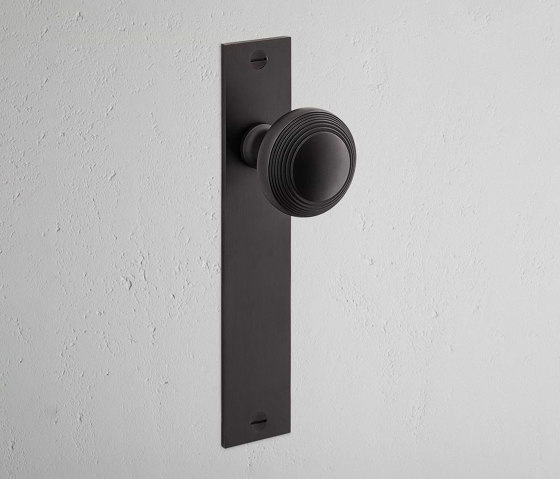 Poplar Long Plate Sprung Door Knob | Knob handles | Corston Architectural Detail