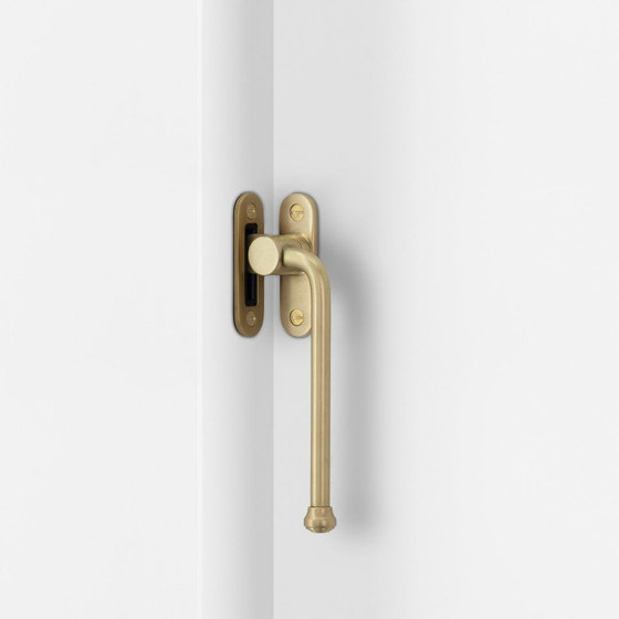 Southbank Casement Window Handle With Plate Right | Lever window handles | Corston Architectural Detail