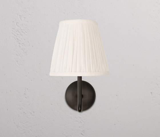 Malvern Medium Wall Light Alabaster White | Lámparas de pared | Corston Architectural Detail