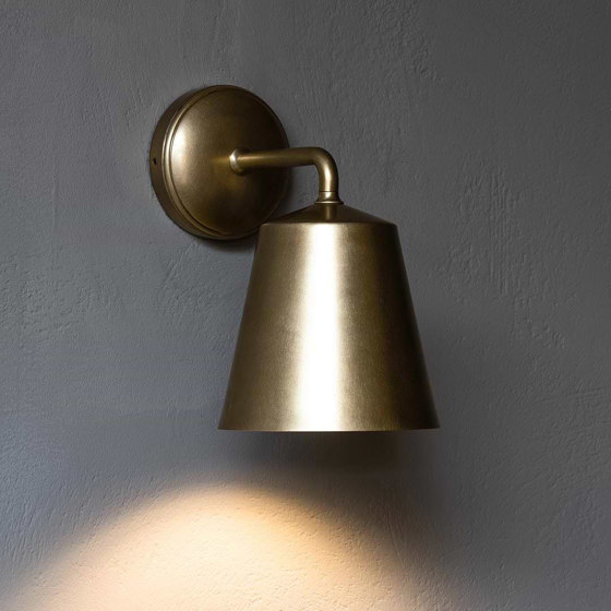 Richmond Medium Wall Light | Wall lights | Corston Architectural Detail