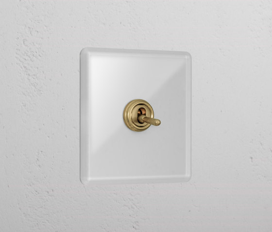 1G Two Way Toggle Switch | Interrupteurs à levier | Corston Architectural Detail