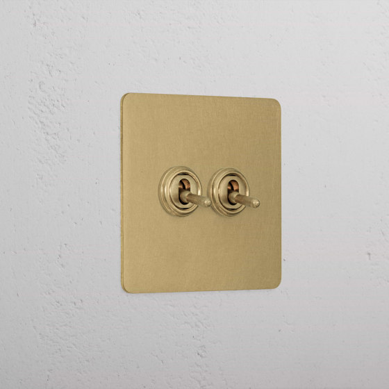 2G Two Way Toggle Switch | Interruptores a palanca | Corston Architectural Detail