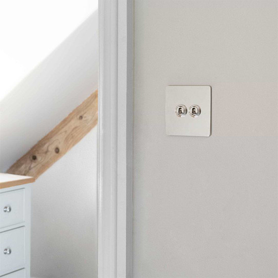 2G Two Way Toggle Switch | Interruptores a palanca | Corston Architectural Detail