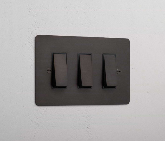 3G Two Way Rocker Switch | Interruptores basculantes | Corston Architectural Detail