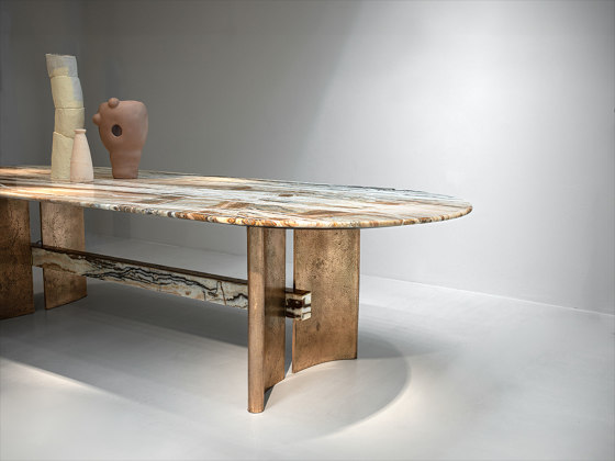 Spinnaker | Dining tables | HESSENTIA | Cornelio Cappellini