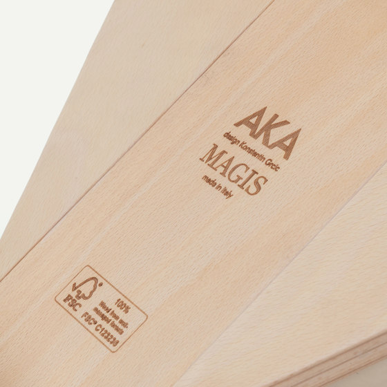 AKA | Stool - Natural | Stühle | Magis