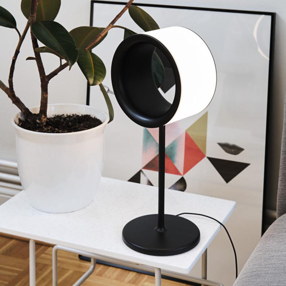 Lost | Table Lamp | Luminaires de table | Magis