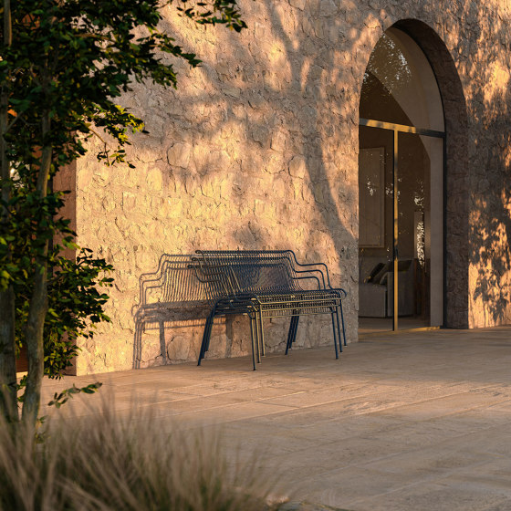 South | Stacking bench - Bordeaux | Sitzbänke | Magis