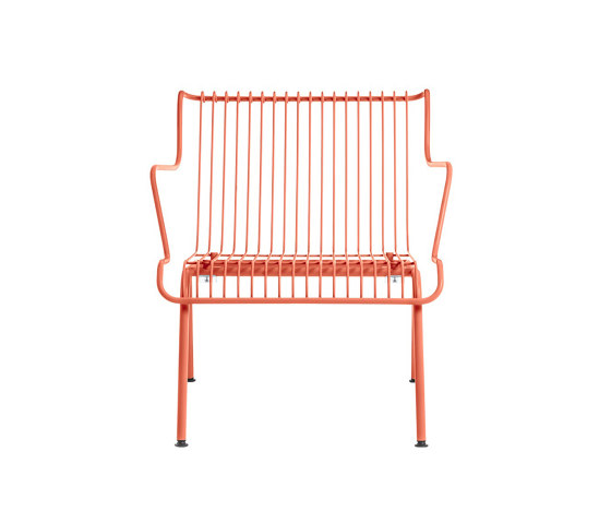 South | Stacking low armchair - Orange | Armchairs | Magis