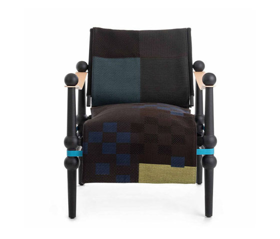 Twain | Low chair with arms - Black Beech | Armchairs | Magis