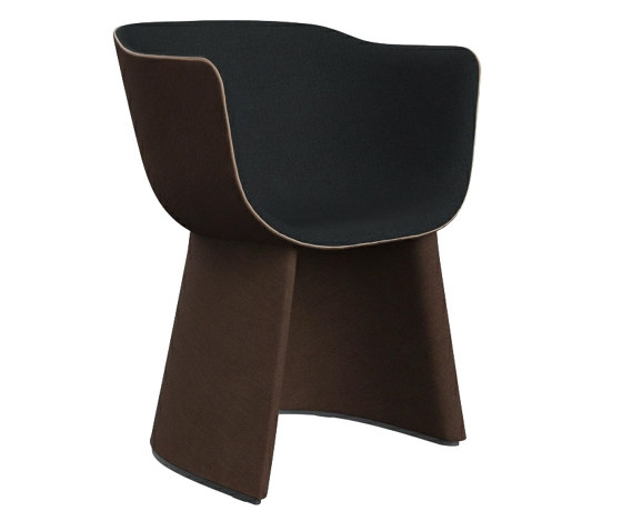 Monolit™ | CM221, Dining chair with leather piping | Chairs | Fritz Hansen