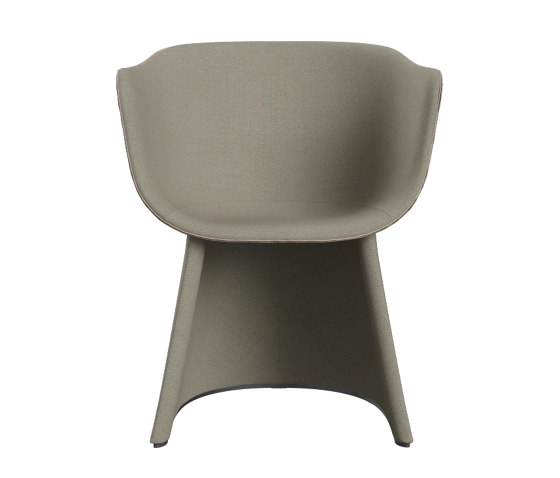 Monolit™ | CM221, Dining chair with leather piping | Chairs | Fritz Hansen