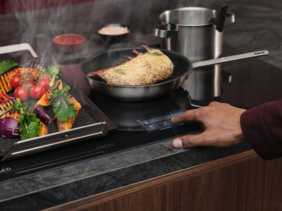 9000 SensePro Induction Full 80 cm | Hobs | Electrolux Group