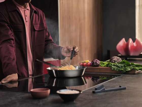 9000 SensePro Induction Full 80 cm | Hobs | Electrolux Group