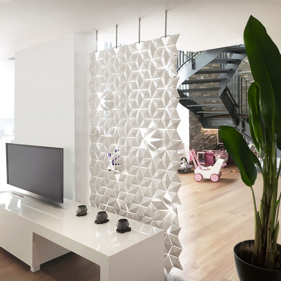 Facet hanging room divider 136 x 226cm in White | Sound absorbing room divider | Bloomming