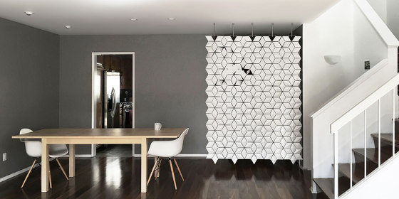 Facet hanging room divider 170 x 226cm in White | Sound absorbing room divider | Bloomming