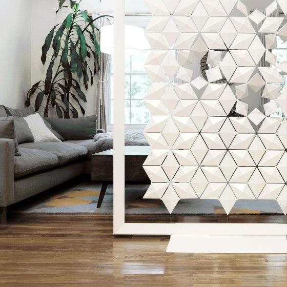 Freestanding room divider Facet 136 x 200cm in White | Privacy screen | Bloomming