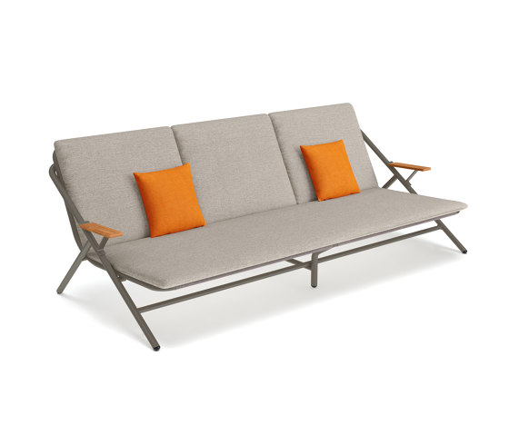 Garda 3 seater sofa iroko armrests | Canapés | Bivaq
