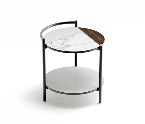 Oliver Service Table | Tables d'appoint | Capital