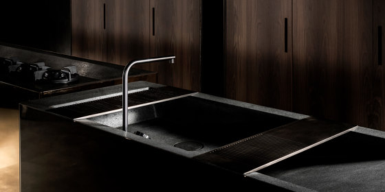 Oxygen | Cucine isola | HENGE