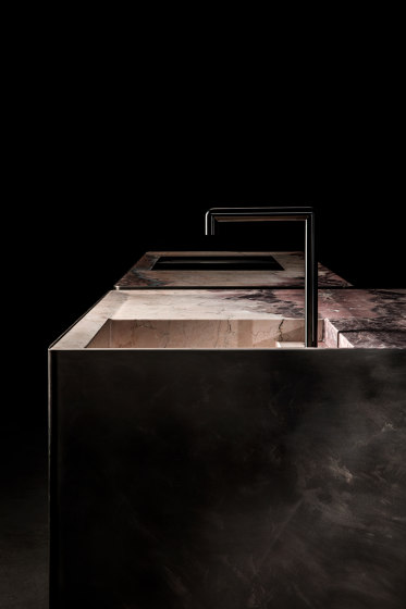 Oxygen | Cucine isola | HENGE