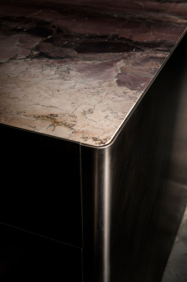 Oxygen | Cucine isola | HENGE