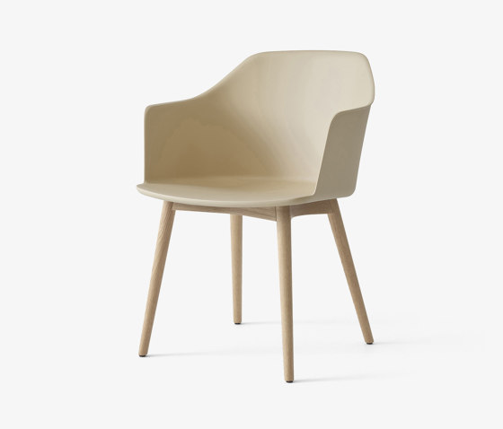 Rely HW76 Beige Sand w. Oak base | Sillones | &TRADITION