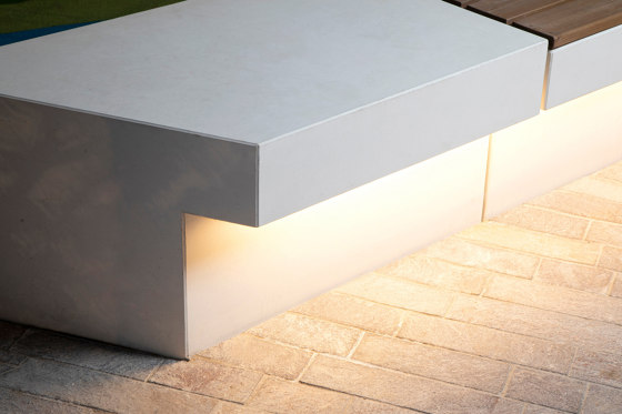 Milli | Sitzmauer aus Beton | Sitzbänke | VPI Concrete