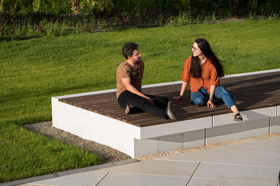 Milli | Sitzmauer aus Beton | Sitzbänke | VPI Concrete