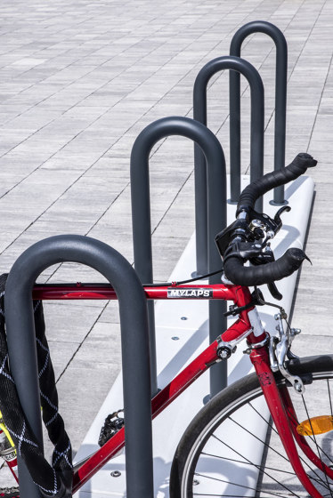 Veló | Mobile Bicycle Rack | Aparcamientos lineales de bicicletas | VPI Concrete