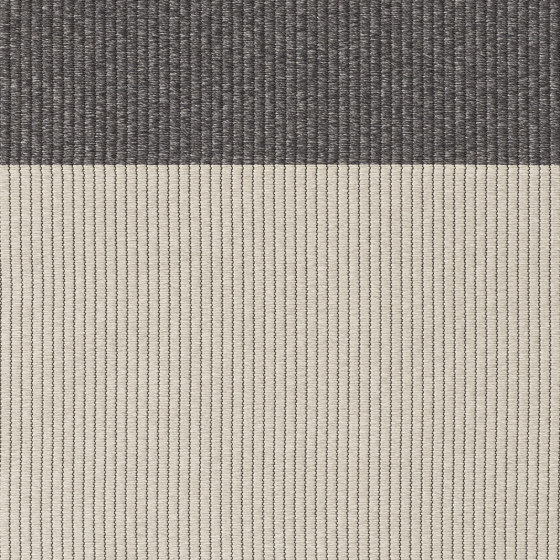 Beach in/out | light sand-melange grey | Formatteppiche | Woodnotes