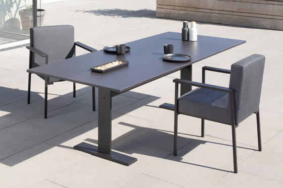 Garden Table TEE | Dining tables | april furniture