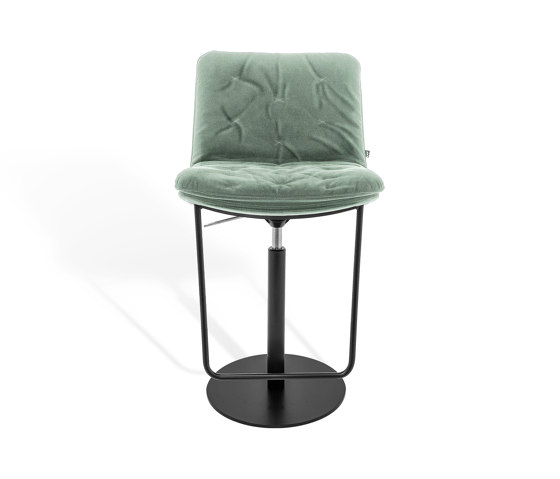 ARVA STITCH 
Bar stool | Tabourets de bar | KFF