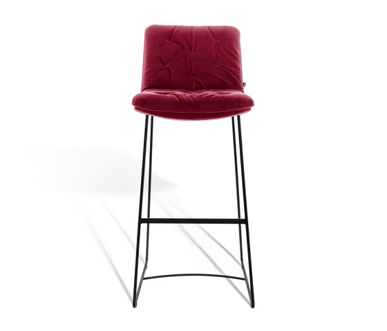 ARVA STITCH 
Bar stool | Sgabelli bancone | KFF