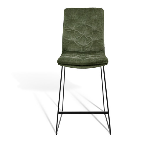 ARVA STITCH 
Counter chair | Chaises de comptoir | KFF