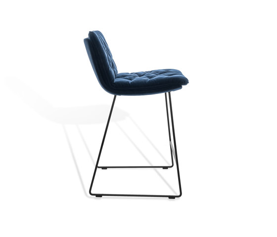 ARVA STITCH 
Counter stool | Counter stools | KFF