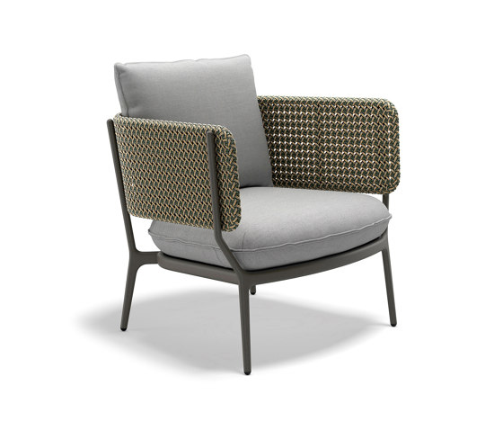 BELLMONDE Lounge Chair | Poltrone | DEDON