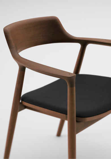 Hiroshima Wide Armchair | Stühle | MARUNI