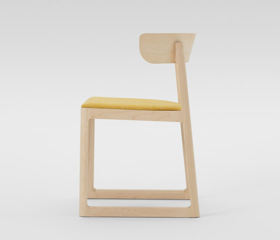 En Chair (Cushioned) | Chairs | MARUNI