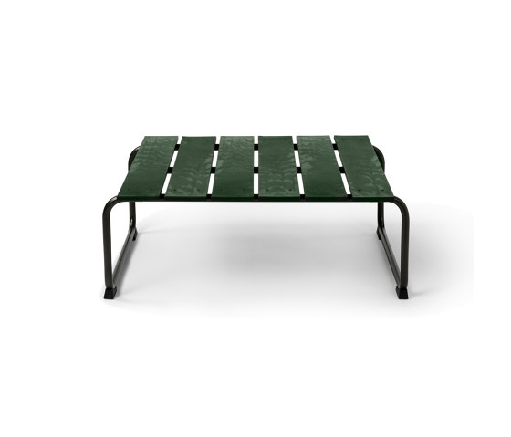 Ocean OC2 Lounge Table - green | Tables basses | Mater