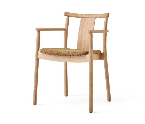 Merkur Dining Chair W. Armrest, Natural Oak | Audo Bouclé 06 | Sillas | Audo Copenhagen