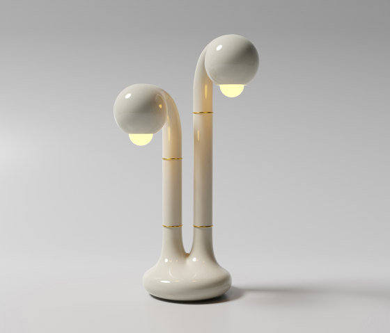 Table Lamp 2-Globe 22” Gloss White | Lámparas de sobremesa | Entler